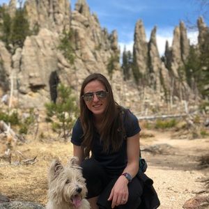 Meet your Posher, Laura